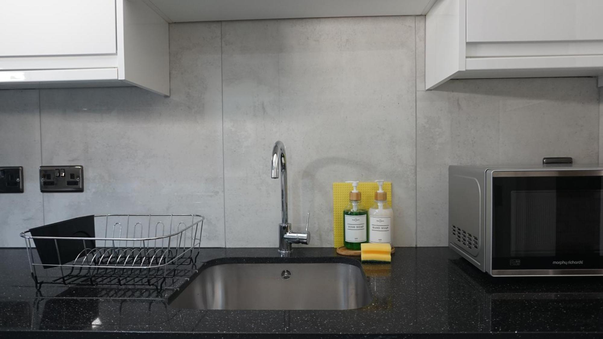 Beautiful London Home Sleeps 6, 2 Minutes To Metro Extérieur photo